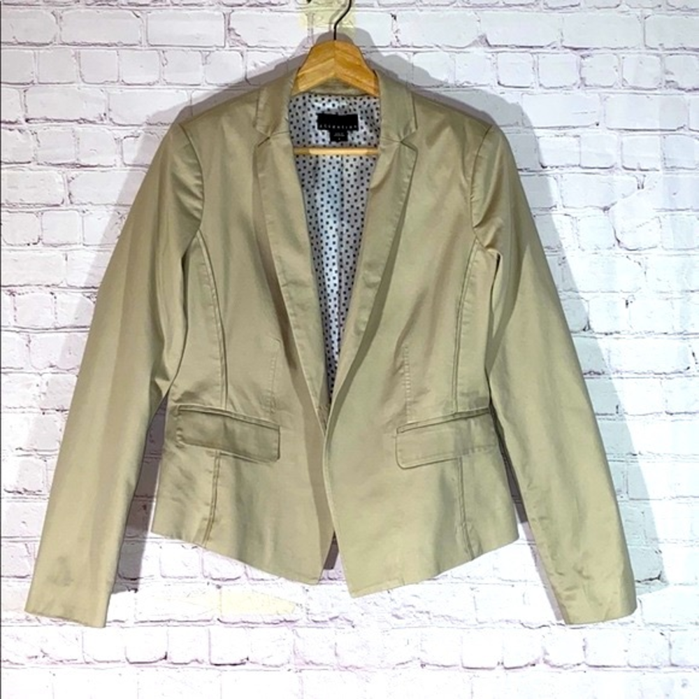 Attention Blazer Jacket Tan‎ Lined Lapel Pockets